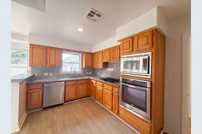 3026 Deal Street, Houston, TX 77025 - Photo 8