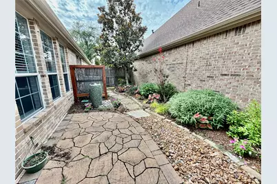 2405 Alamanni Drive, Pearland, TX 77581 - Photo 16