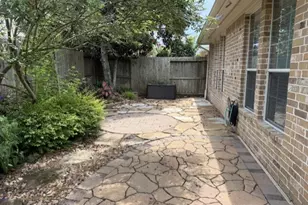 2405 Alamanni Dr, Pearland, TX 77581 - Photo 24