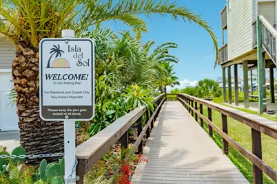 22416 Bay Vista, Galveston, TX 77554 - Photo 10