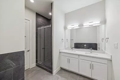 3913 Willowbend Point Drive, Houston, TX 77025 - Photo 12