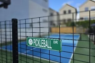 5400 Memorial Dr, Houston, TX 77007 - Photo 6