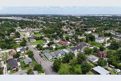 2326 Bringhurst Street #7, Houston, TX 77026 - Photo 6