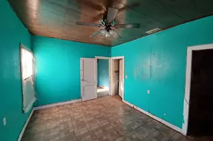 503 E Reiman St, Seymour, TX 76380 - Photo 6