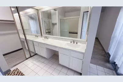 11643 Herald Square Drive, Houston, TX 77099 - Photo 8