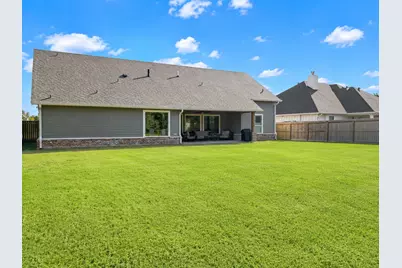 202 Creekside Lane, Lake Jackson, TX 77566 - Photo 30