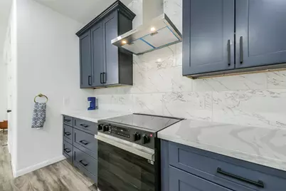 2111 Ontario Street, Baytown, TX 77520 - Photo 26