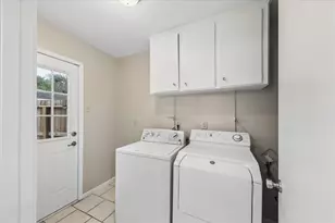 7919 Mobud Dr, Houston, TX 77036 - Photo 28