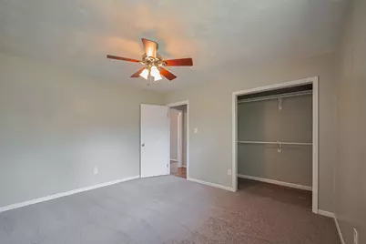 111 N 11th Street, Highlands, TX 77562 - Photo 28