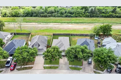 20019 Ravenmeadow Lane, Katy, TX 77449 - Photo 2