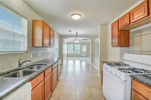 20019 Ravenmeadow Ln, Katy, TX 77449 - Photo 16
