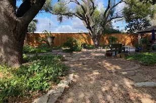 1603 Fawnhope Dr, Houston, TX 77008 - Photo 12