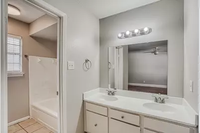 6610 Rowell Court, Missouri City, TX 77489 - Photo 16