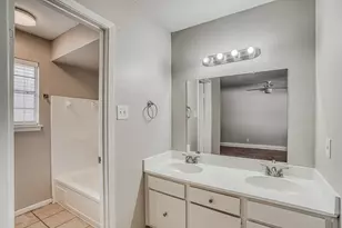 6610 Rowell Ct, Missouri City, TX 77489 - Photo 16
