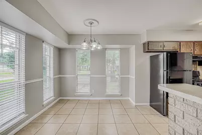6610 Rowell Court, Missouri City, TX 77489 - Photo 6
