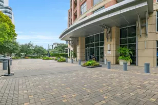 1901 Post Oak Blvd, Houston, TX 77056 - Photo 22