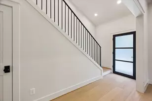 129 E 13th St, Houston, TX 77008 - Photo 4