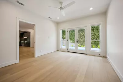 129 E 13th Street, Houston, TX 77008 - Photo 20