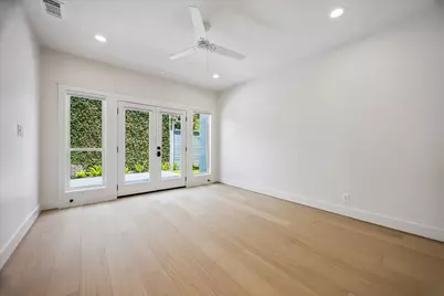 129 E 13th Street, Houston, TX 77008 - Photo 18