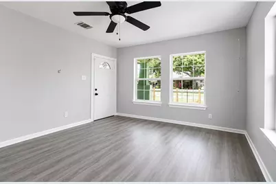 220 Engel Street, Houston, TX 77011 - Photo 4