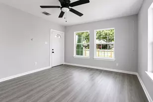 220 Engel St, Houston, TX 77011 - Photo 4