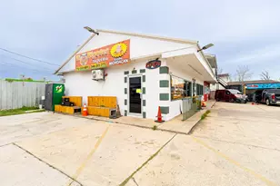 1137 Freeport St, Houston, TX 77015 - Photo 2