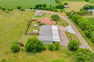 414 County Rd 437, Eddy, TX 76524 - Photo 40
