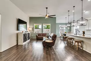 14247 Medina Dr, Baytown, TX 77523 - Photo 22