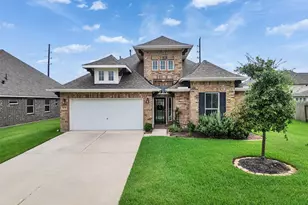14247 Medina Dr, Baytown, TX 77523 - Photo 2