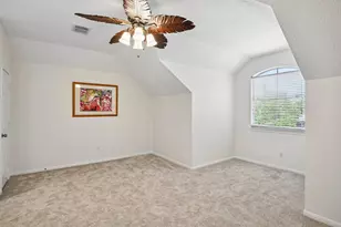 14010 Hazel Ridge Ct, Houston, TX 77062 - Photo 32