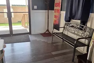 5026 Clover St, Houston, TX 77033 - Photo 2