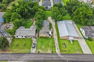 5026 Clover St, Houston, TX 77033 - Photo 20