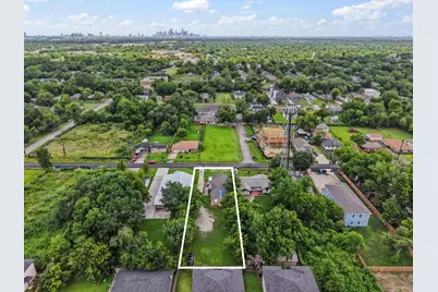 5026 Clover Street, Houston, TX 77033 - Photo 18