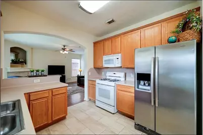 12918 Stratford Heights Drive, Sugar Land, TX 77498 - Photo 4