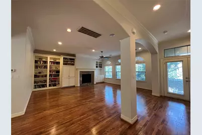 2807 Albany Street, Houston, TX 77006 - Photo 4