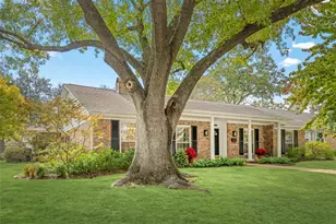 10603 Lynbrook Dr, Houston, TX 77042 - Photo 2