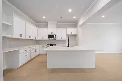 222 E 27th Street, Houston, TX 77008 - Photo 2