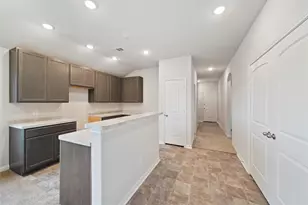 18407 Christine Elizabeth Ln, New Caney, TX 77357 - Photo 2