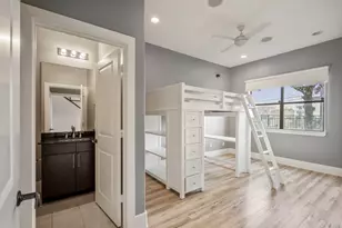 1310 W Dallas St, Houston, TX 77019 - Photo 8