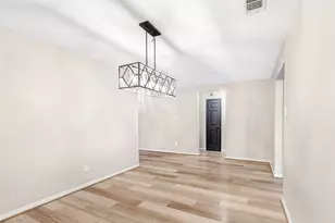 12127 Carriage Oak Cir, Humble, TX 77346 - Photo 8