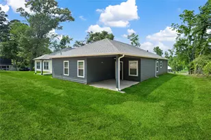 139 Popular St, Onalaska, TX 77360 - Photo 2