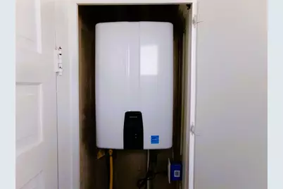 309 E Hinton Road, Weimar, TX 78962 - Photo 12