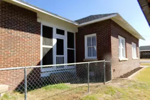 309 E Hinton Rd, Weimar, TX 78962 - Photo 24