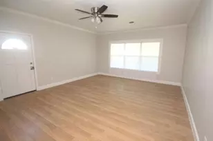 422 Tennessee St, Houston, TX 77029 - Photo 6