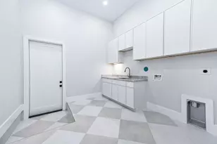 408 W 30th St, Houston, TX 77018 - Photo 36