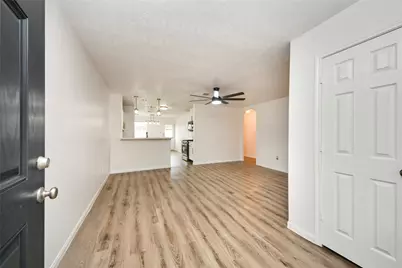 22215 Queenbury Hills Drive, Houston, TX 77073 - Photo 6