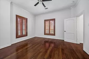 8448 Westview Dr, Houston, TX 77055 - Photo 30