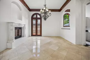 8448 Westview Dr, Houston, TX 77055 - Photo 10