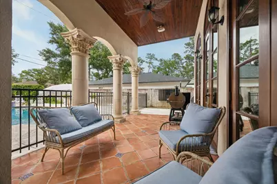 8448 Westview Drive, Houston, TX 77055 - Photo 42
