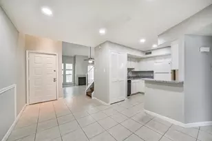 10811 Richmond Ave, Houston, TX 77042 - Photo 12
